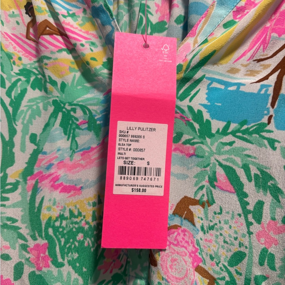 Lilly Pulitzer beautiful  Elsa top in let's get together print. NWT size small - Picture 3 of 5